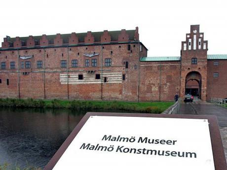 ”Svårare att få in pengar om museet placeras i Rosengård”